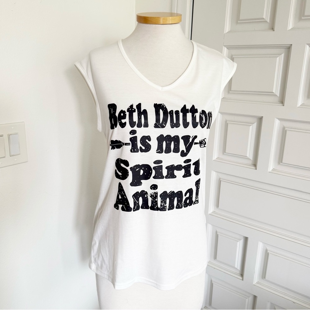 Yellowstone White Graphic T-Shirt Sleeveless Beth Dutton Spirit Animal Sz Medium